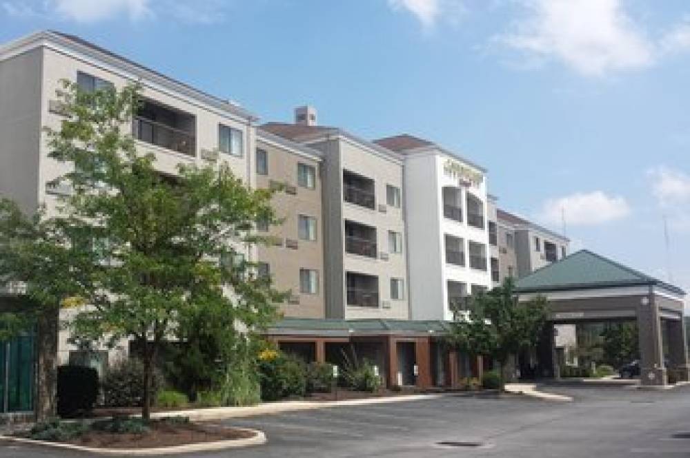 Courtyard By Marriott Altoona 2