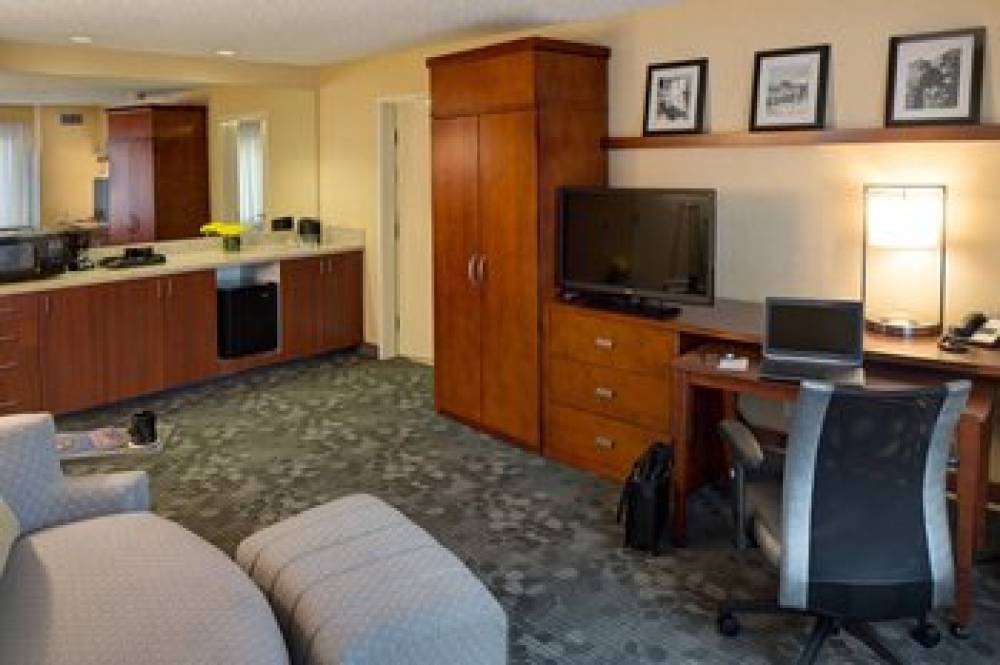 Courtyard By Marriott Anchorage Airport 9