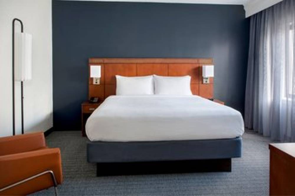 Courtyard By Marriott Annapolis 1