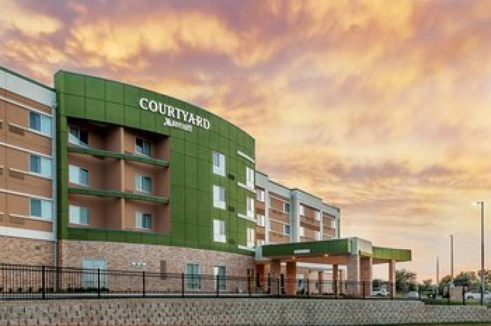 Courtyard By Marriott Ardmore 2