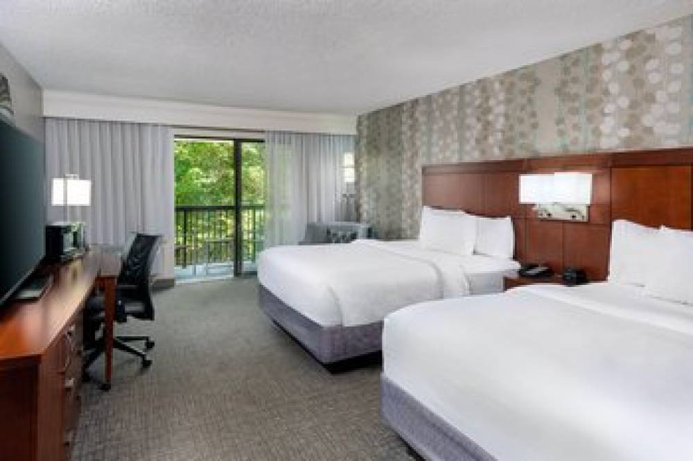 Courtyard By Marriott Asheville 10