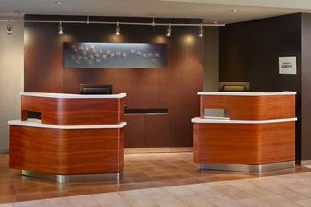 Courtyard By Marriott Atlanta Alpharetta 3