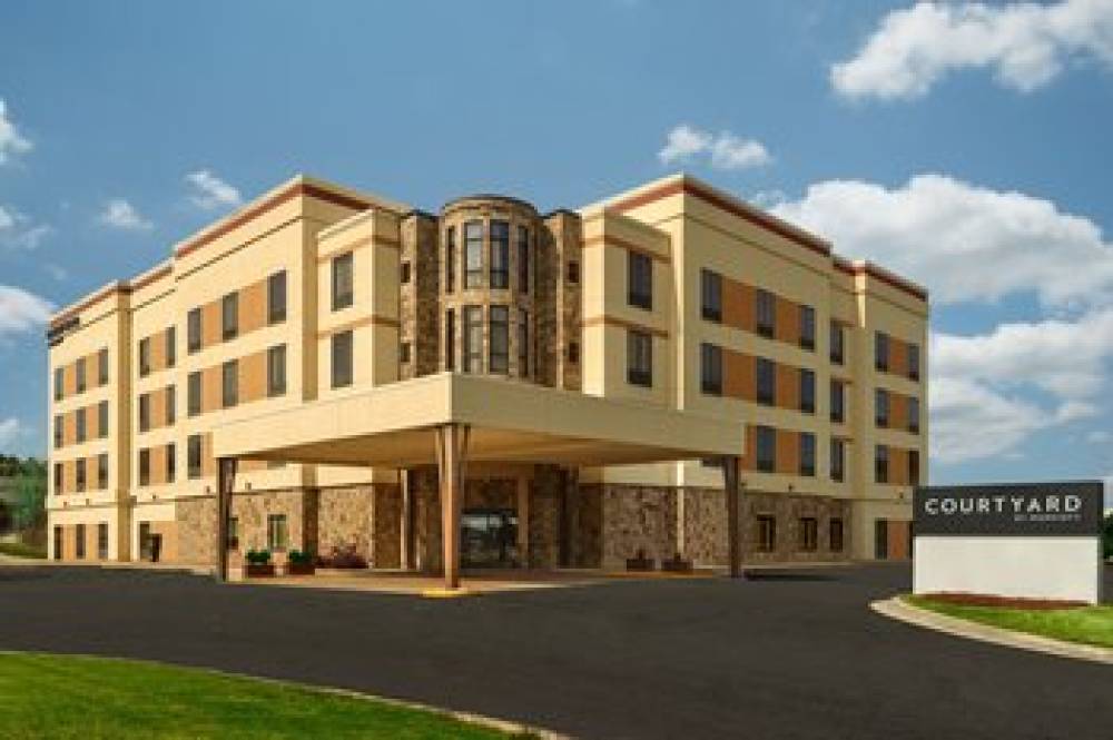 Courtyard By Marriott Atlanta Conyers 1