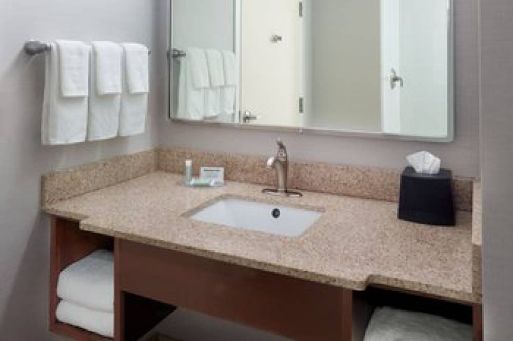 Courtyard By Marriott Atlanta Conyers 8