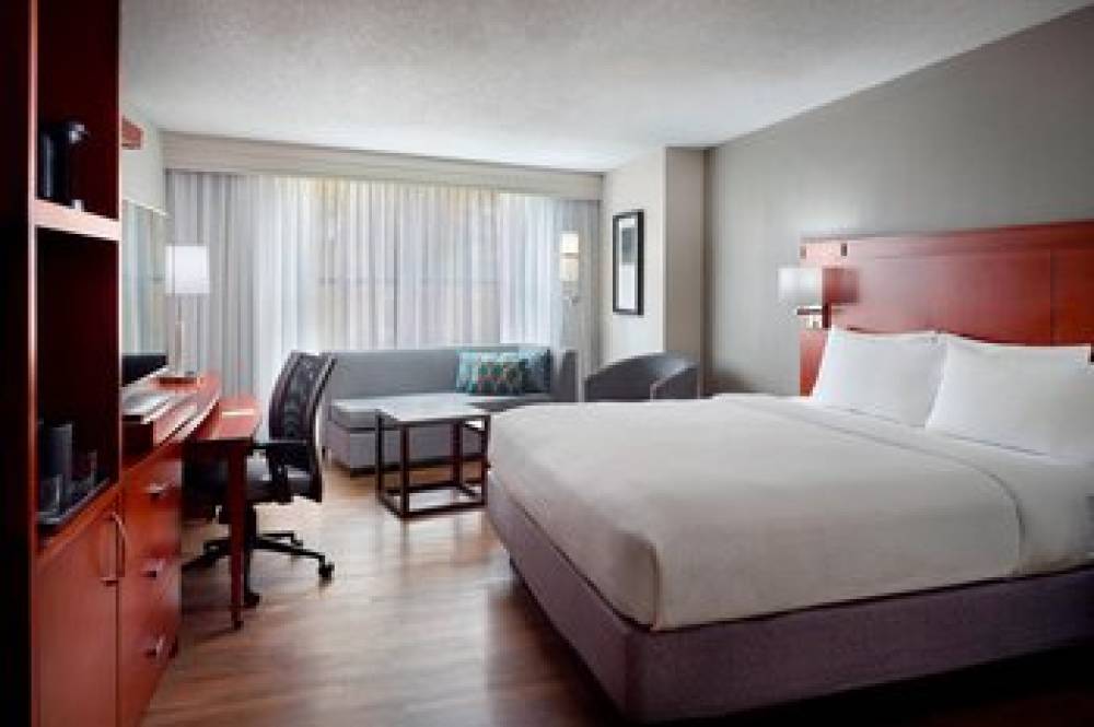 Courtyard By Marriott Atlanta Decatur Downtown/Emory 8