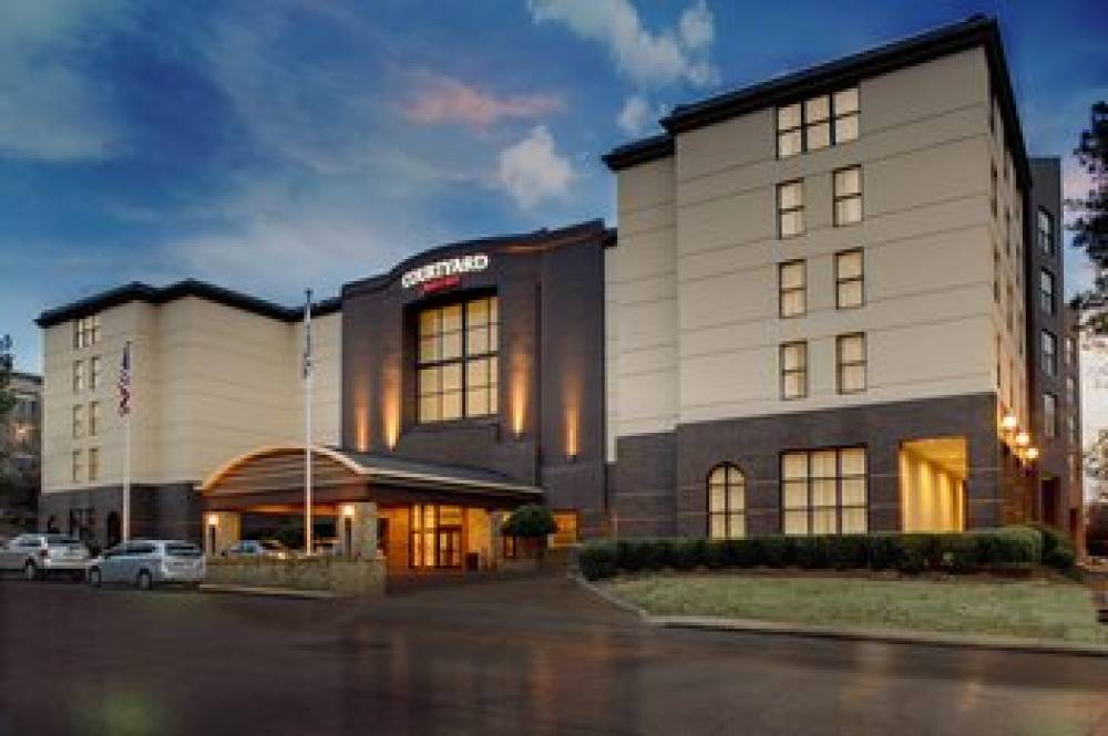 Courtyard By Marriott Atlanta Decatur Downtown/Emory 2