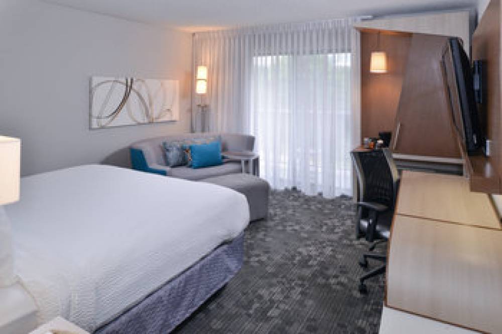 Courtyard By Marriott Atlanta Suwanee 9