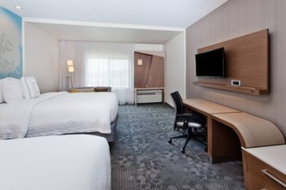 Courtyard By Marriott Auburn 10