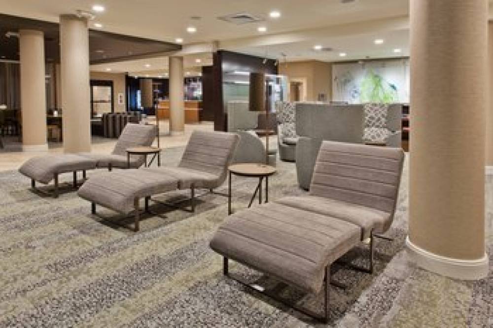 Courtyard By Marriott Auburn 5