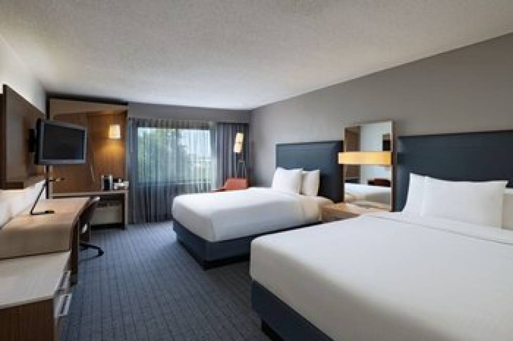 Courtyard By Marriott Austin The Domain Area 6