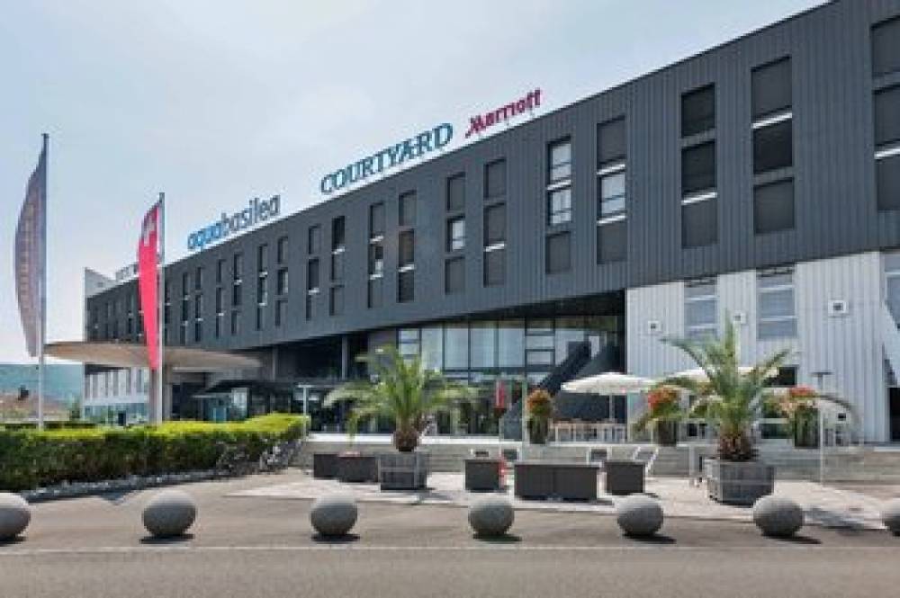 Courtyard By Marriott Basel 3