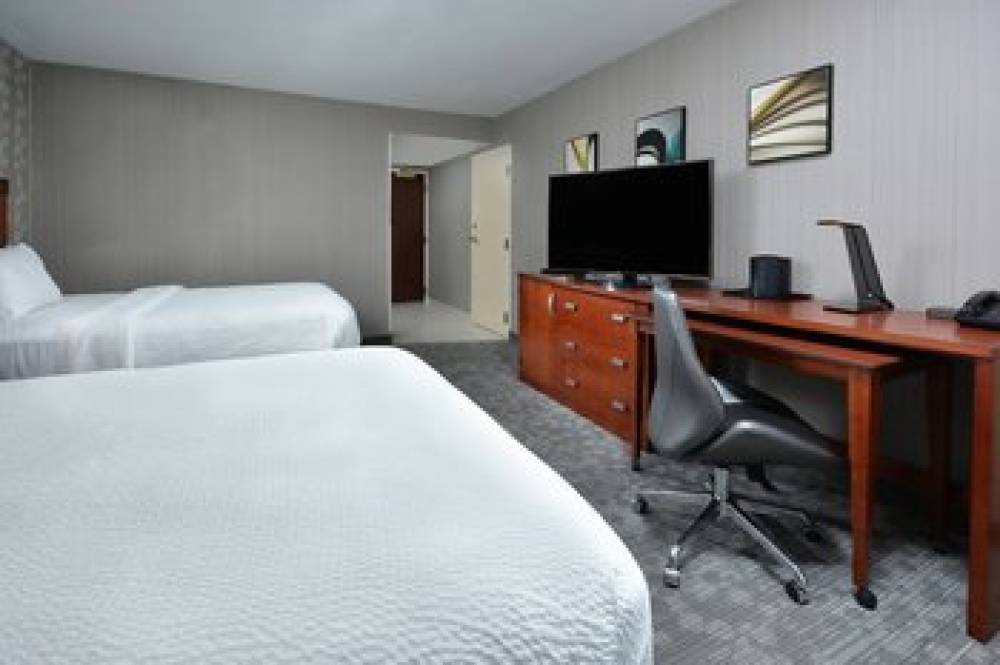 Courtyard By Marriott Beckley 6