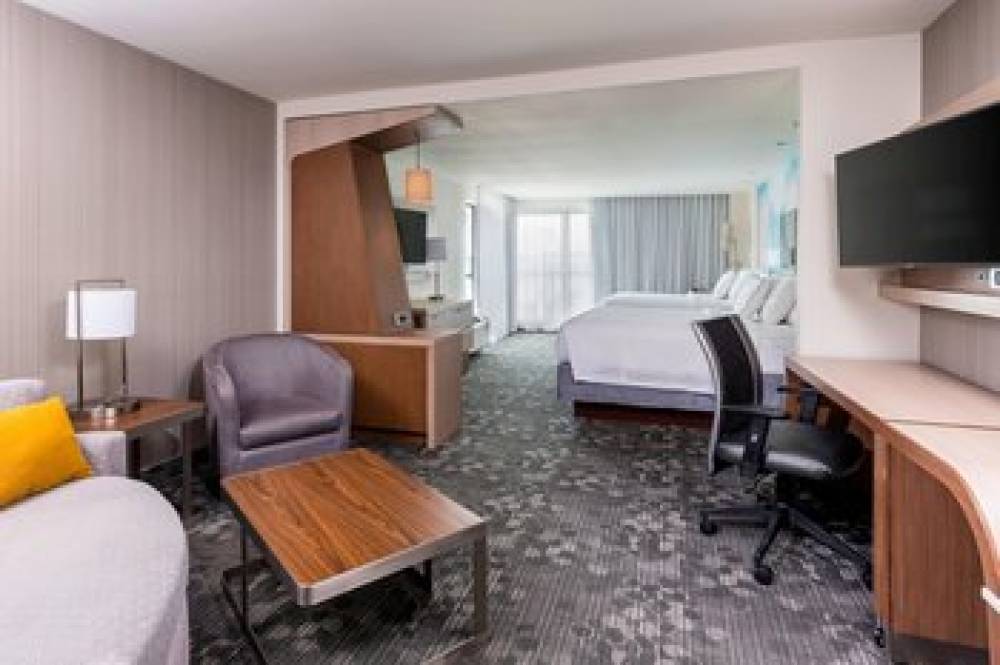 Courtyard By Marriott Bismarck North 9