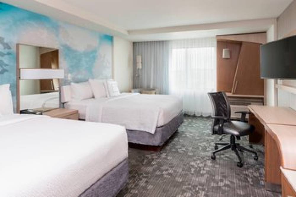 Courtyard By Marriott Bismarck North 5