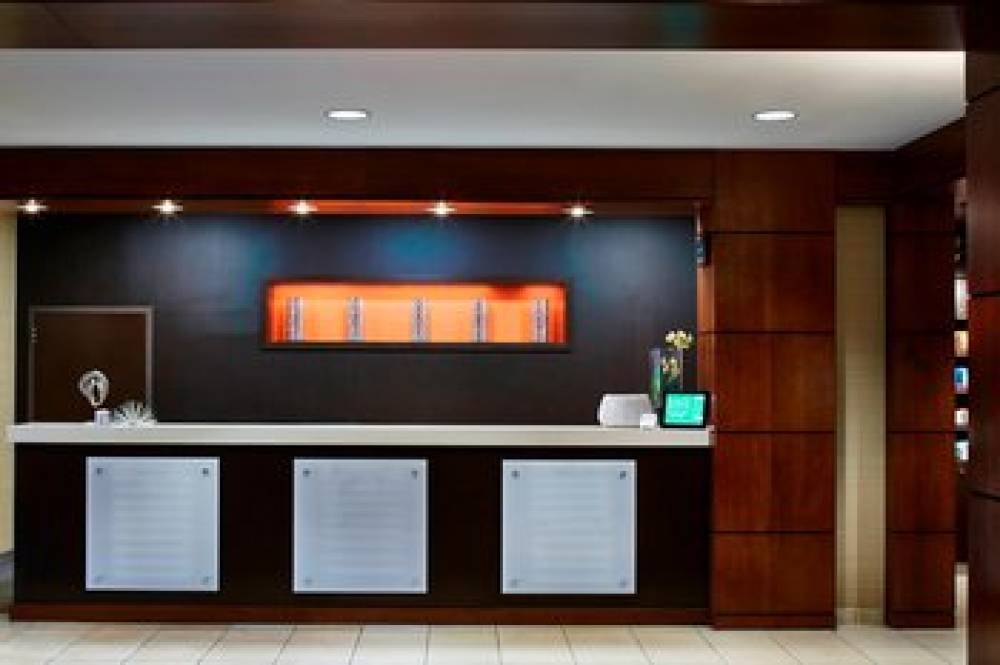 Courtyard By Marriott Bloomington By Mall Of America 3