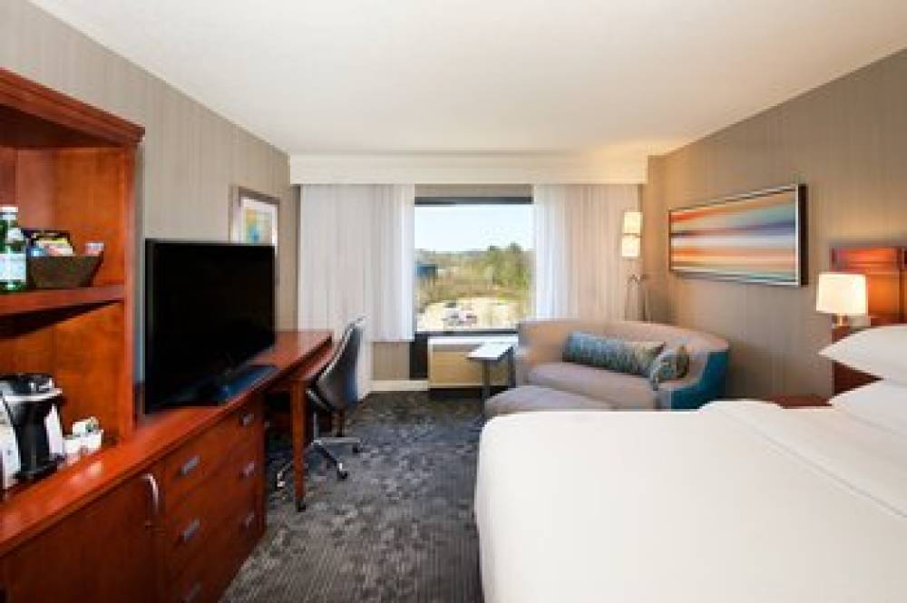 Courtyard By Marriott Boston Billerica Bedford 9