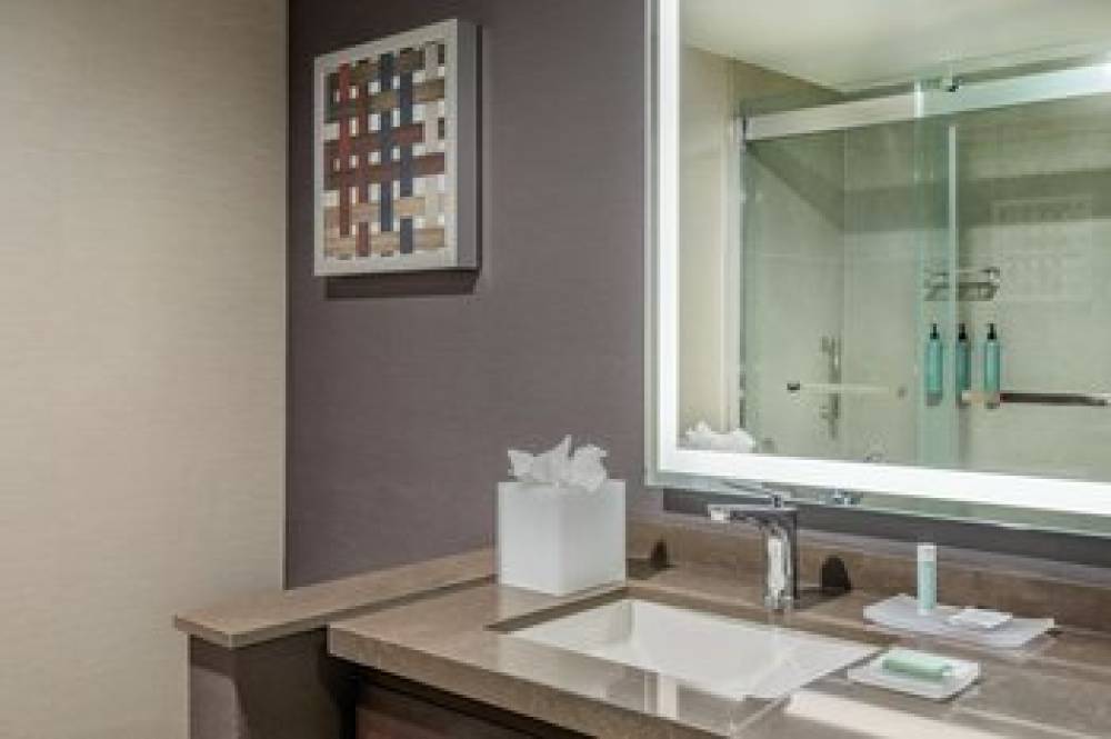 Courtyard By Marriott Boston Marlborough 10