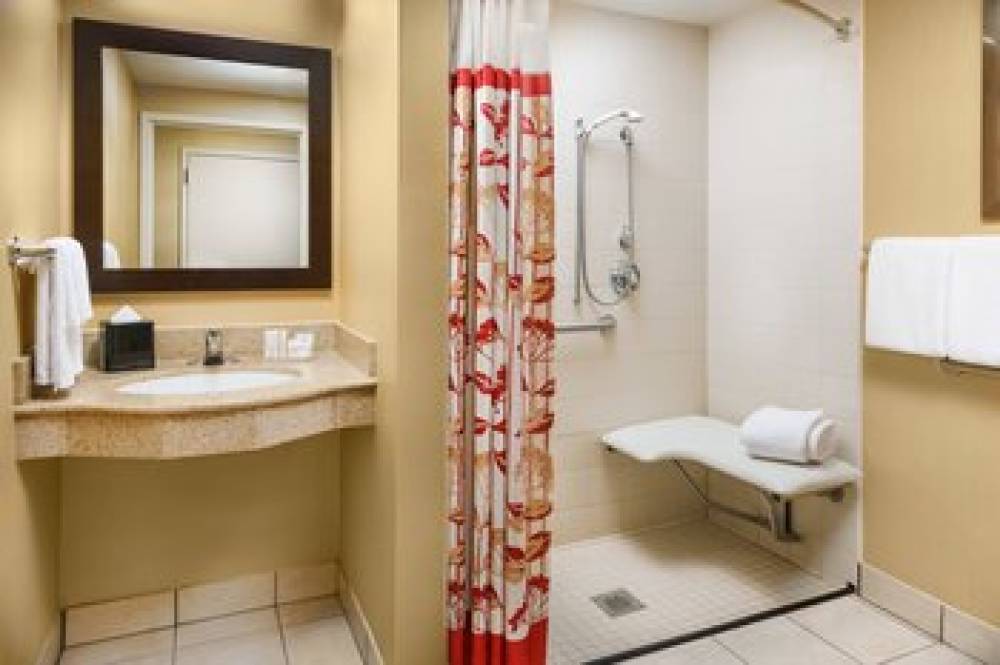 Courtyard By Marriott Boston-South Boston 8