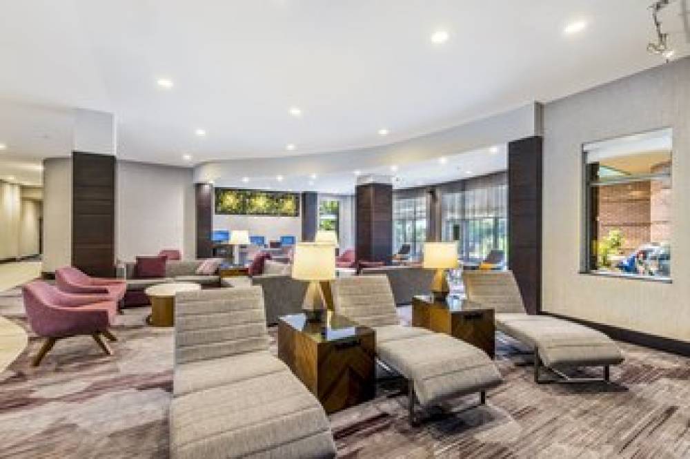 Courtyard By Marriott Boston Waltham 6