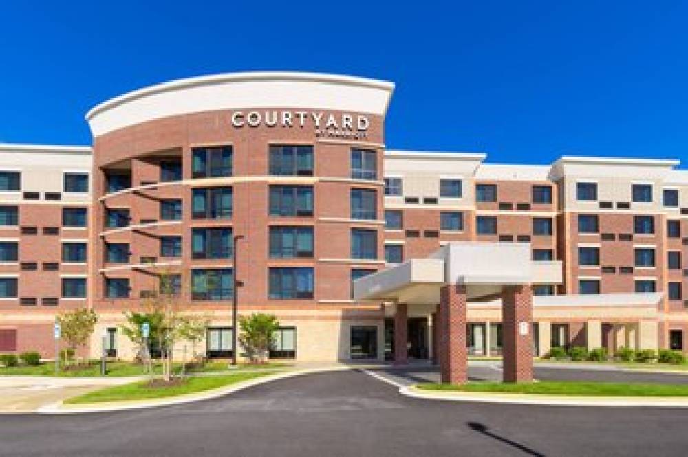 Courtyard By Marriott Bowie 3