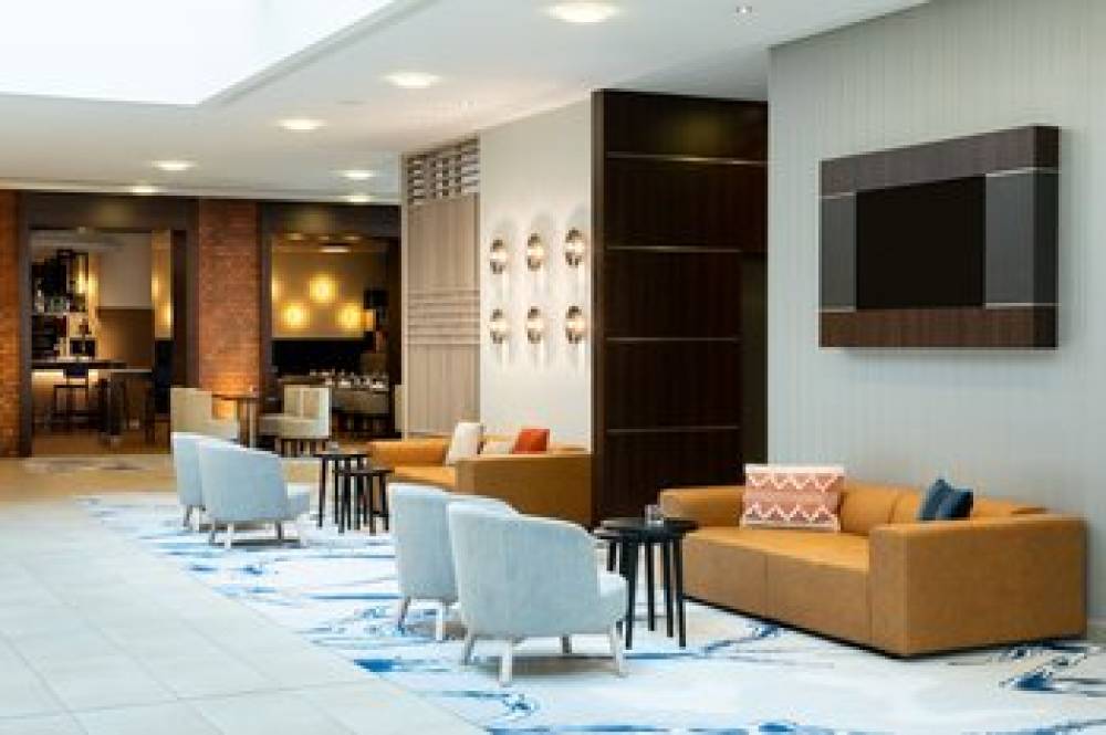 Courtyard By Marriott Bremen 7