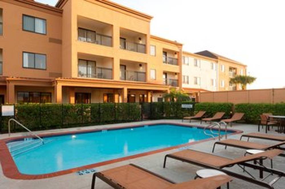 Courtyard By Marriott Brownsville 1