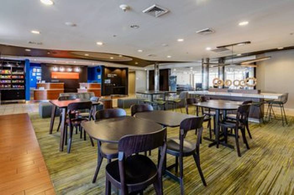 Courtyard By Marriott Brunswick