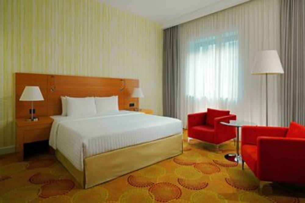 Courtyard By Marriott Budapest City Center 8