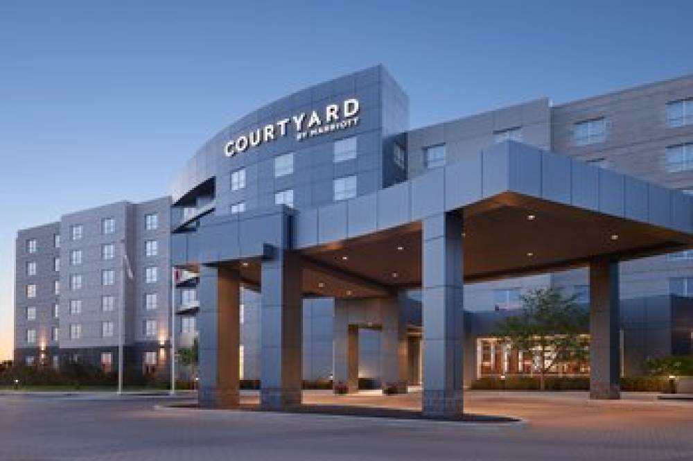 Courtyard By Marriott Calgary Airport 1