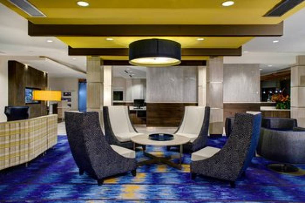 Courtyard By Marriott Carrollton 6