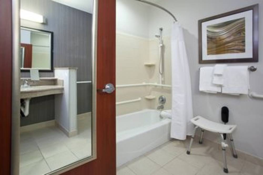 Courtyard By Marriott Casper 9