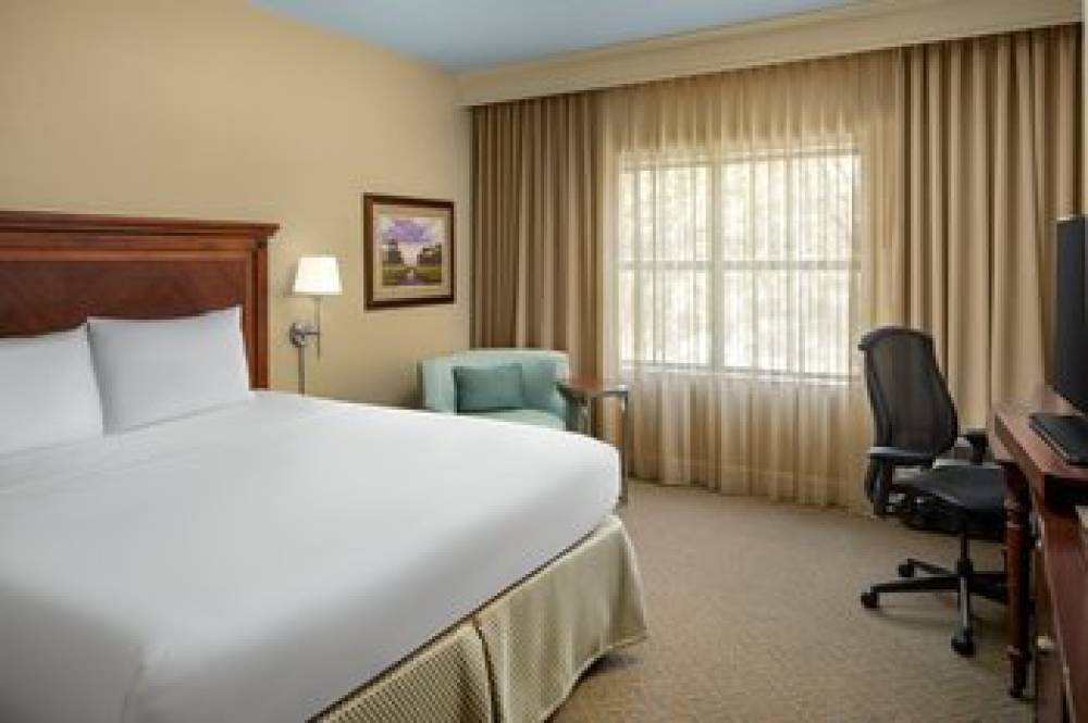 Courtyard By Marriott Charleston Mt Pleasant 8