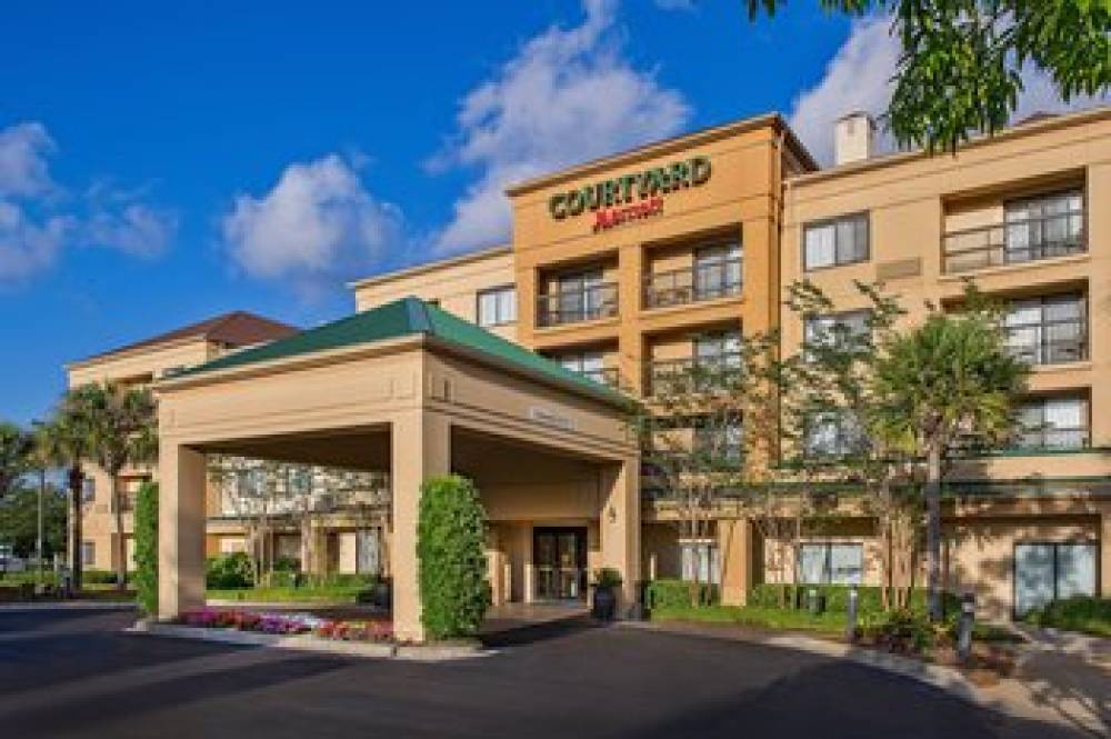 Courtyard By Marriott Charleston North Airport-Coliseum 1