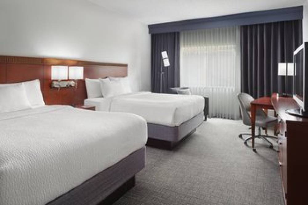 Courtyard By Marriott Charlotte Arrowood 6