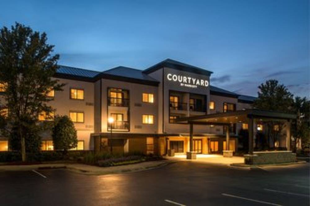 Courtyard By Marriott Charlotte Ballantyne 3