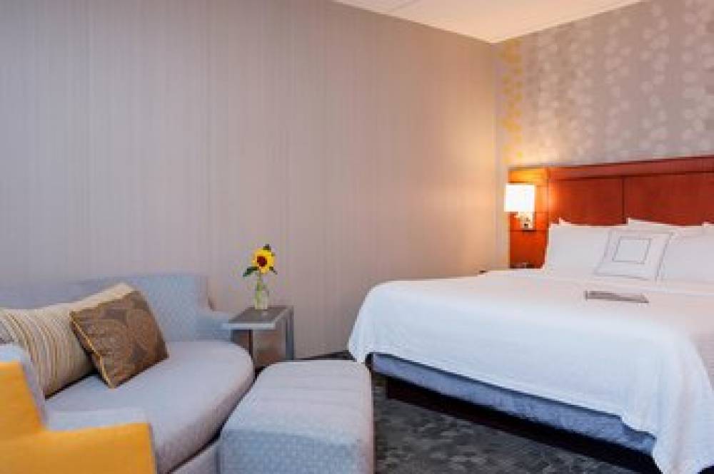 Courtyard By Marriott Chicago Glenview Northbrook 5