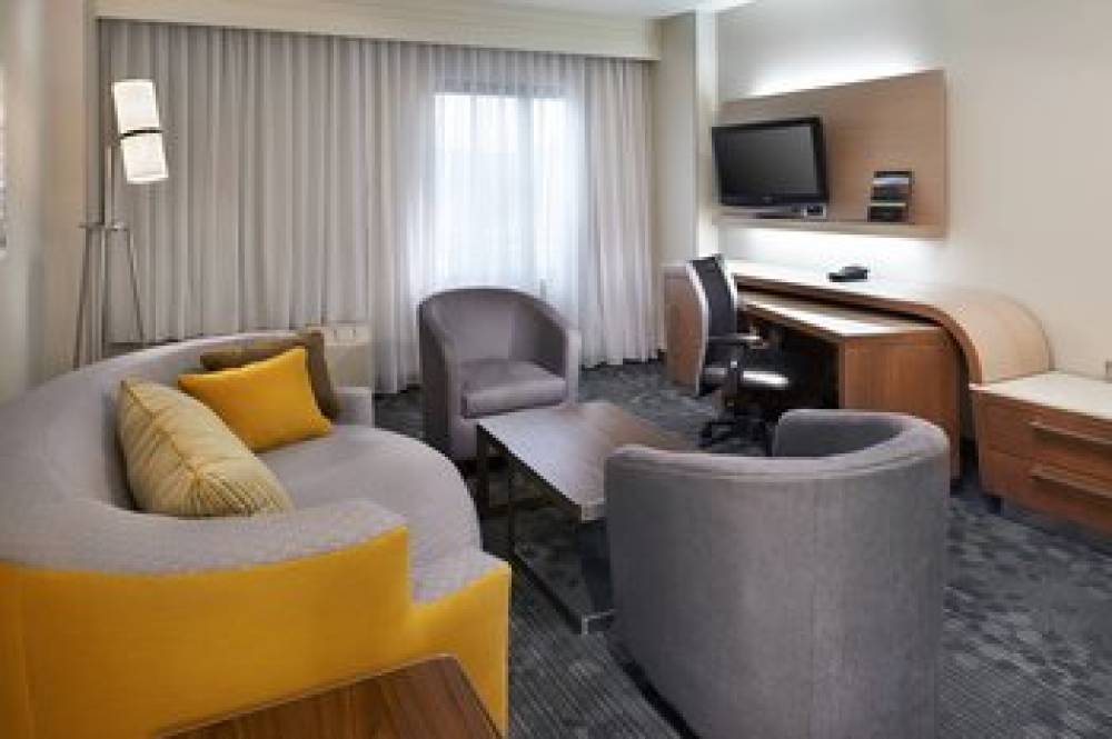 Courtyard By Marriott Cincinnati Covington 10