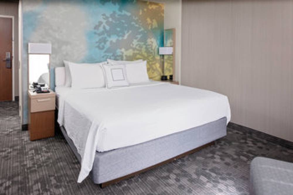 Courtyard By Marriott Cincinnati Mason 4