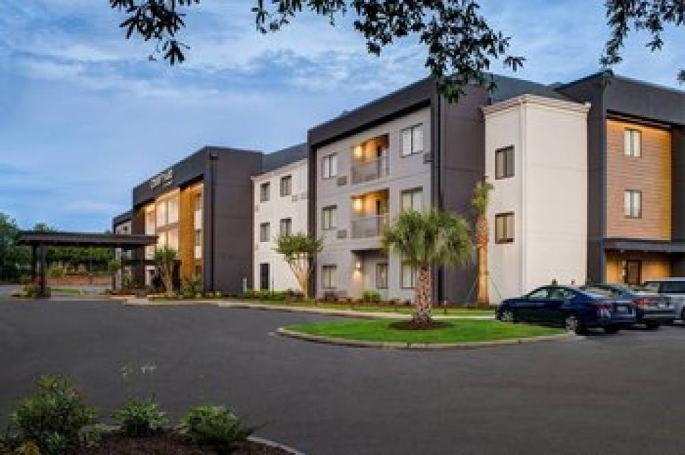 Courtyard By Marriott Columbia Northeast-Fort Jackson Area 2