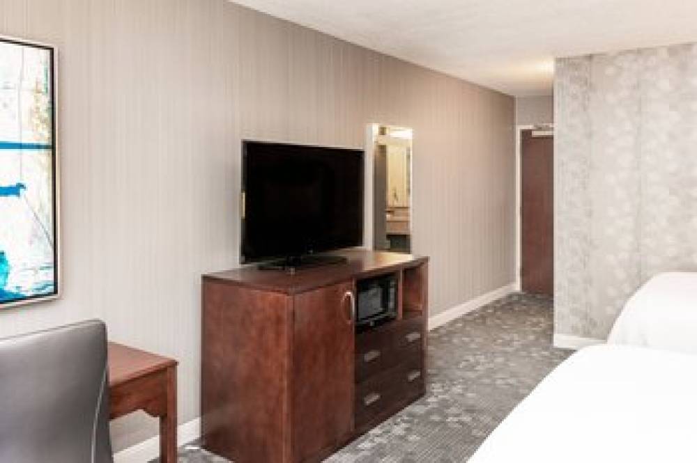 Courtyard By Marriott Columbus Tipton Lakes 9