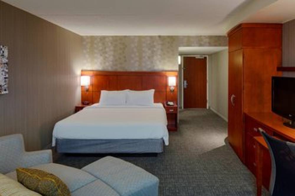 Courtyard By Marriott Columbus West-Hilliard 7