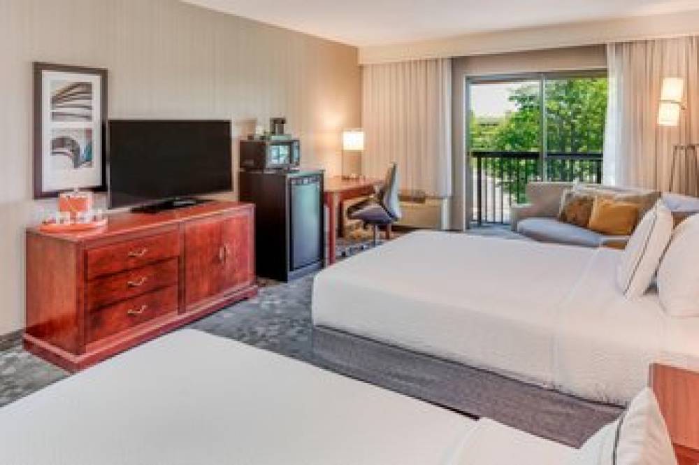 Courtyard By Marriott Cranbury South Brunswick 8