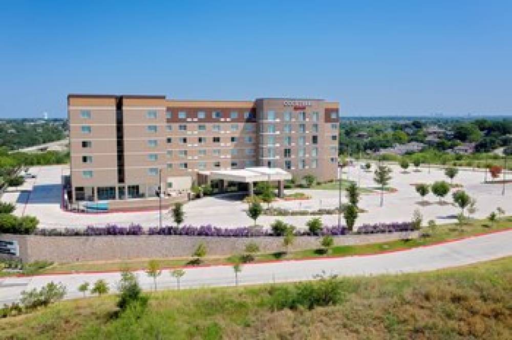 Courtyard By Marriott Dallas Carrollton And Carrollton Conference Center 2