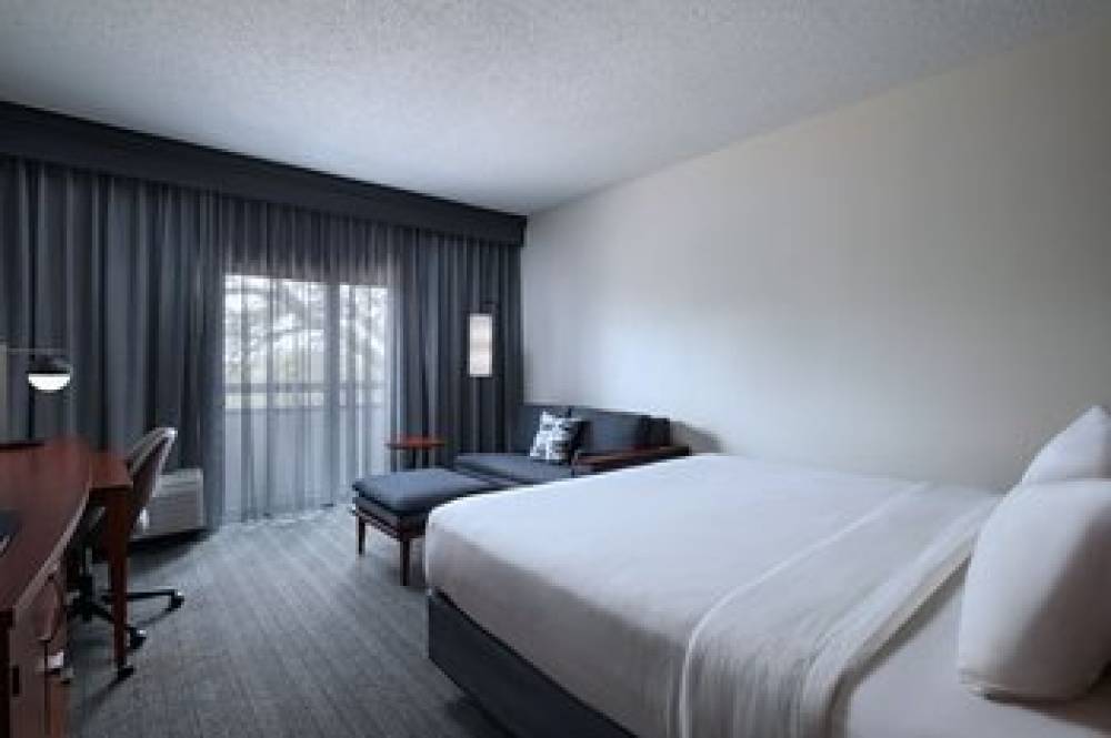 Courtyard By Marriott Dallas Richardson At Spring Valley 5