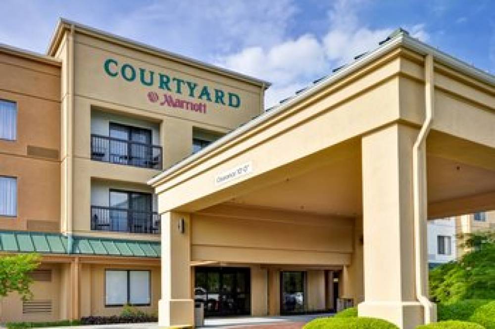 Courtyard By Marriott Dalton 2