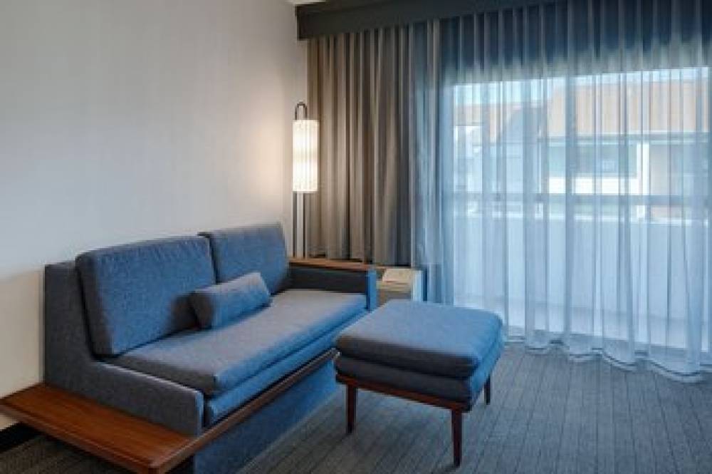 Courtyard By Marriott Dayton South 6