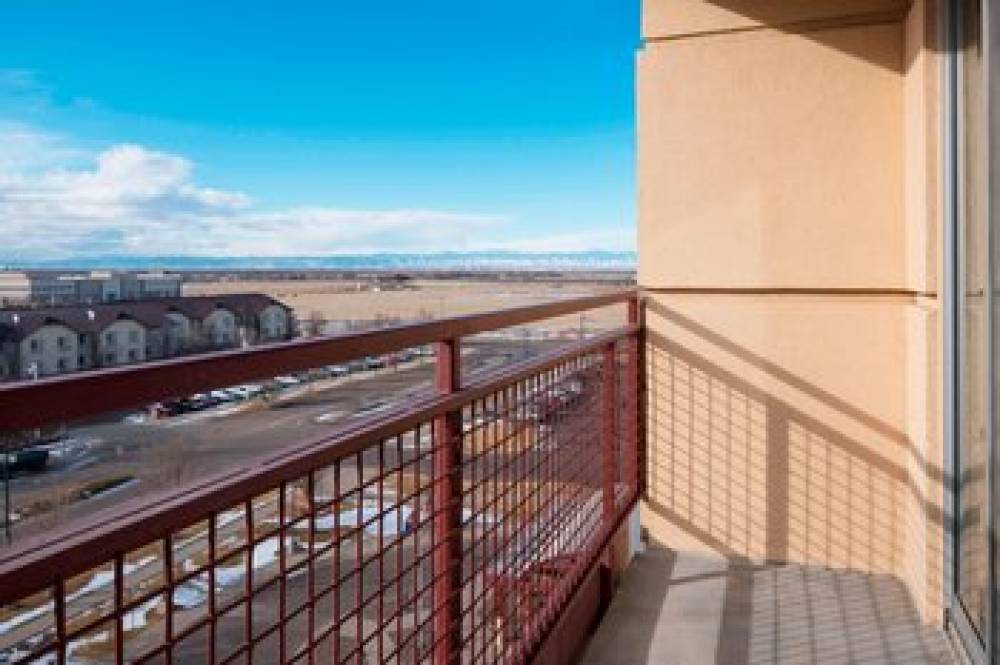 Courtyard By Marriott Denver Airport 10