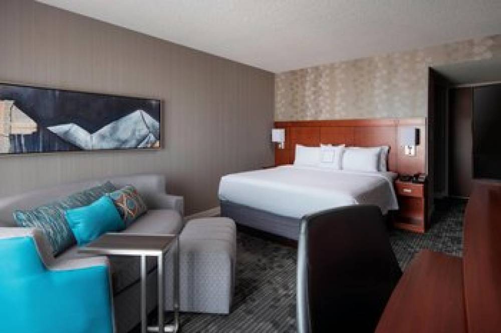 Courtyard By Marriott Denver Airport 6