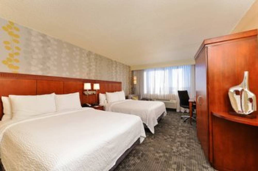 Courtyard By Marriott Denver Cherry Creek 6