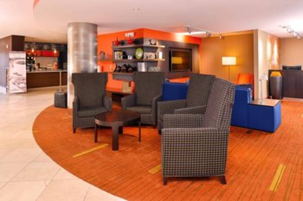 Courtyard By Marriott Denver Cherry Creek 5